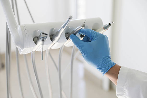 Professional Emergency Dentist technician working in Shell Valley, ND